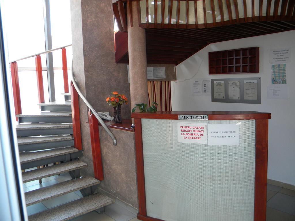 Hotel River Târgu Jiu الغرفة الصورة